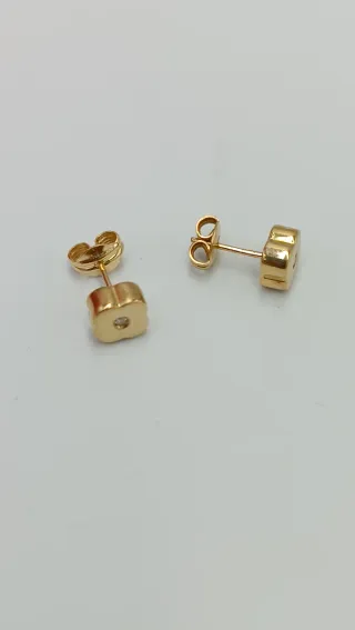 Pendientes de oro de 18kt.