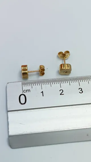 Pendientes de oro de 18kt.