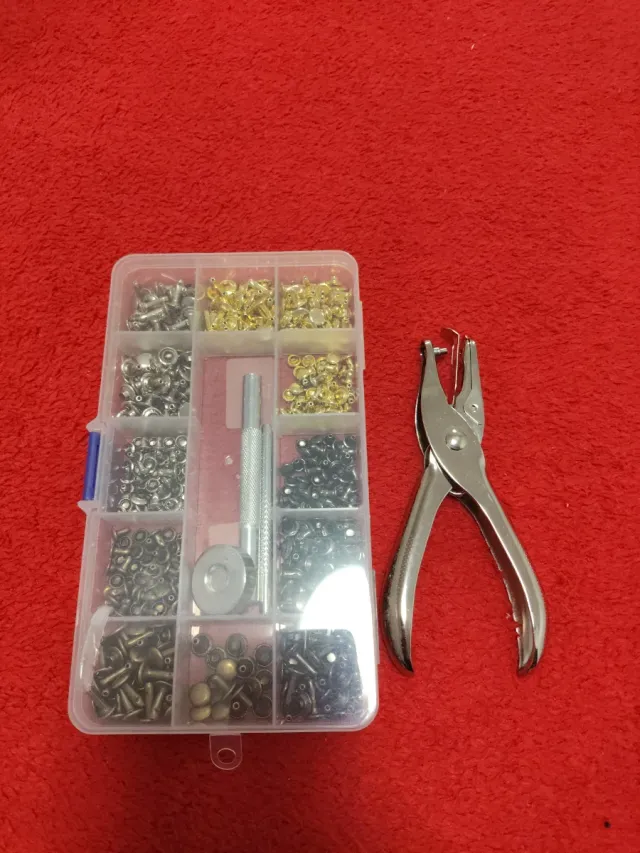 Kit Tachuelas y Remaches