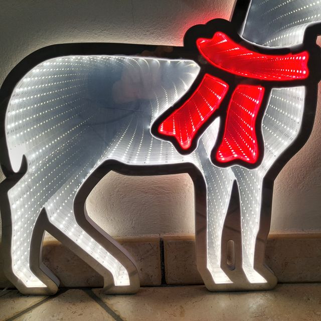 Renna LED Natale Bifacciale con Sciarpa Rossa
