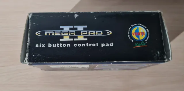 Mando 6 botones para Sega Mega Drive en caja