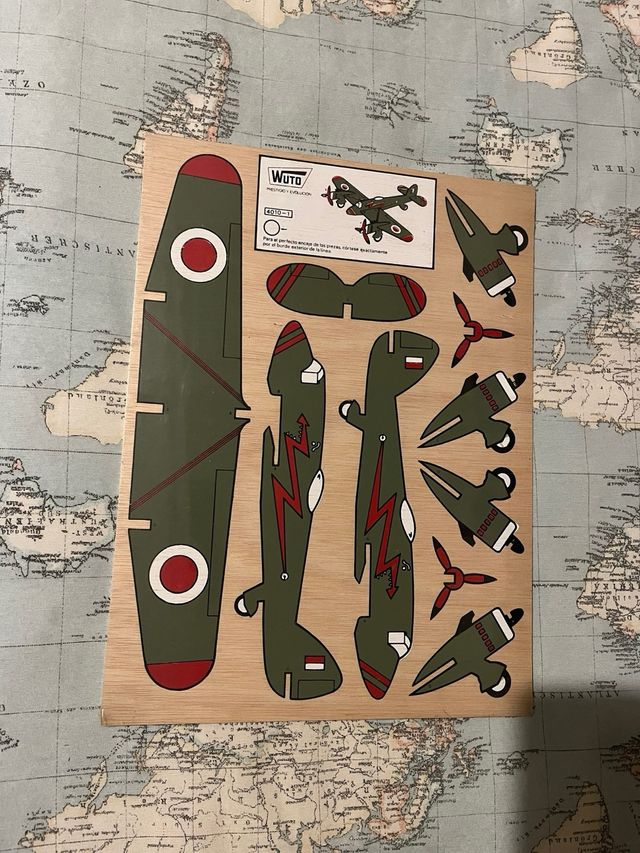 Maqueta Avión Wuto 4010-1 Guerra