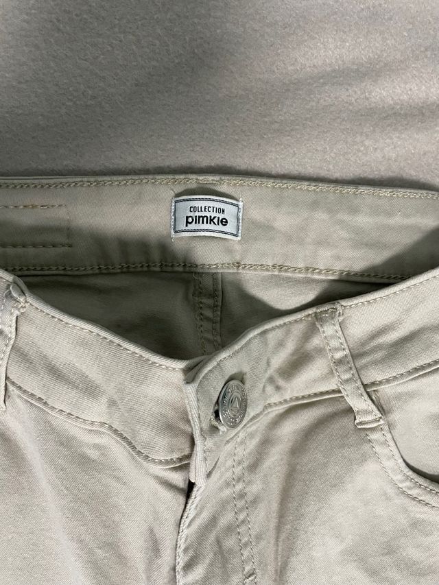 Pantalón beige