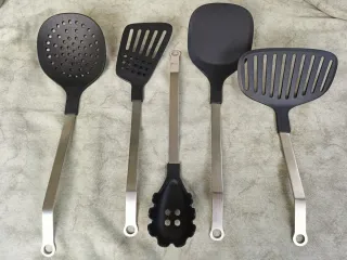 Set di 5 utensili da cucina