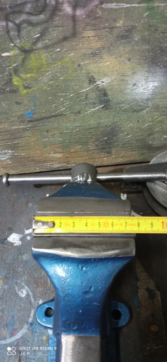 Tornillo de banco ACESA con mordazas de 80 mm