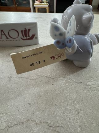 Gattino con farfalla NAO Insegnami a volare