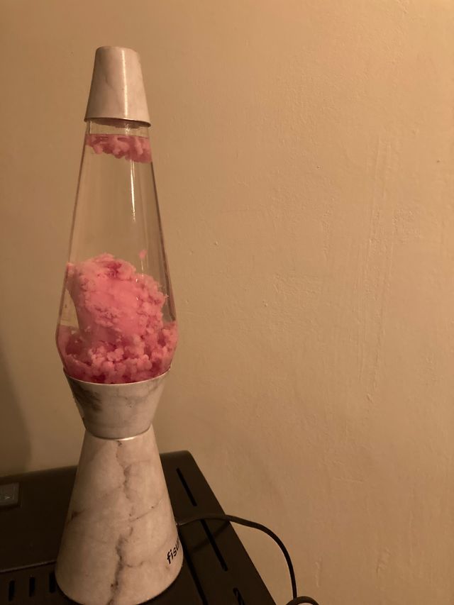 Lámpara Lava Rosa y Blanca