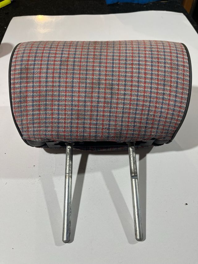 Reposacabezas RENAULT 4L