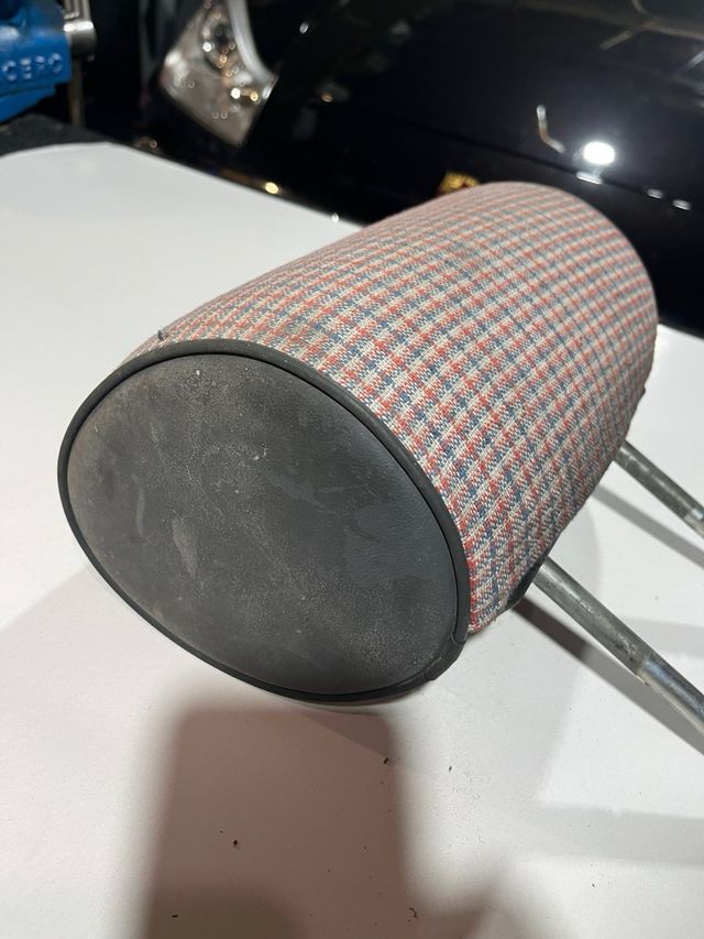 Reposacabezas RENAULT 4L