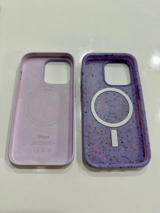 Cover in silicone con MagSafe per iPhone 14 Pro