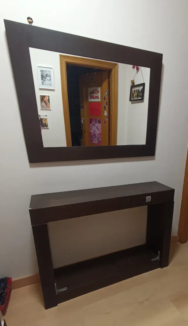 Recibidor con espejo
