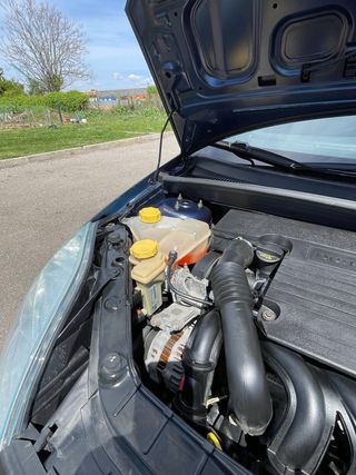 Se vende Ford fiesta AUTOMÁTICA del 2003/ 105000kl