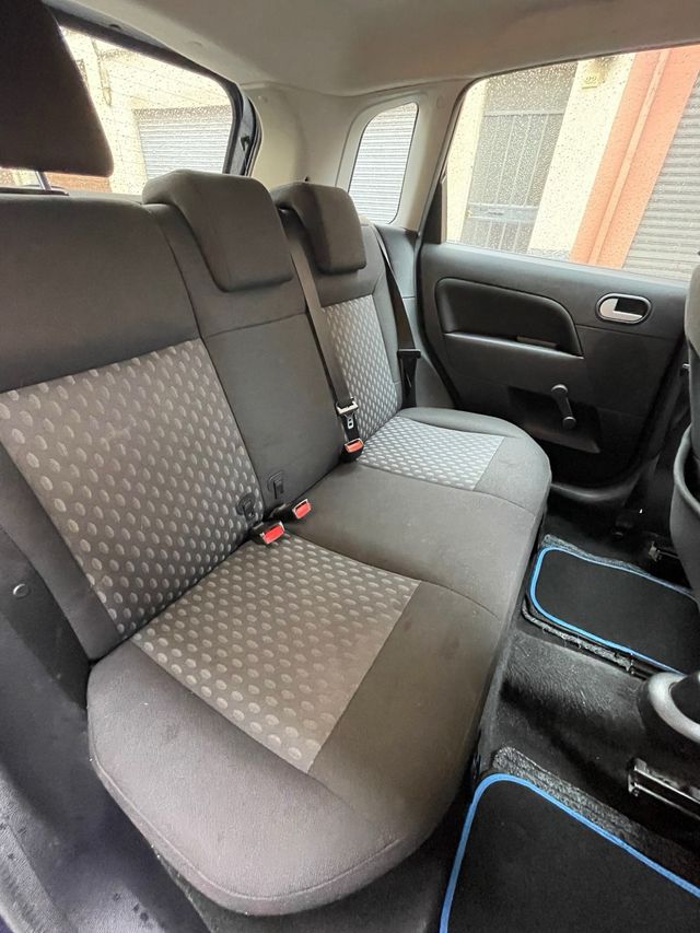 Se vende Ford fiesta AUTOMÁTICA del 2003/ 105000kl