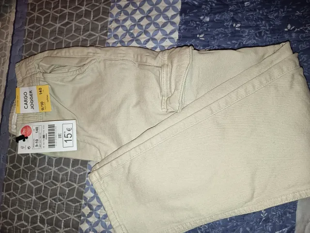 Pantalón Cargo Jogger Beige Talla 9-10 Años