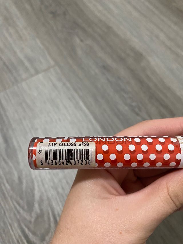 Labial líquido mate rojo Pink Duck London