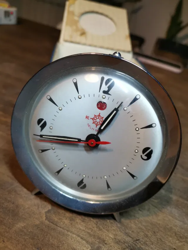 Sveglia da tavolo Helm