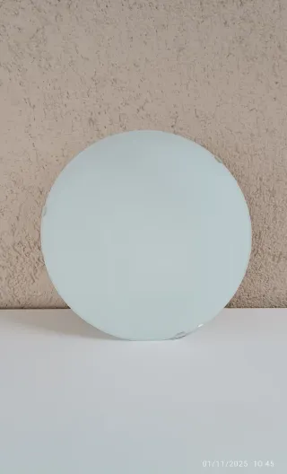 Lampadario a muro in vetro opaco