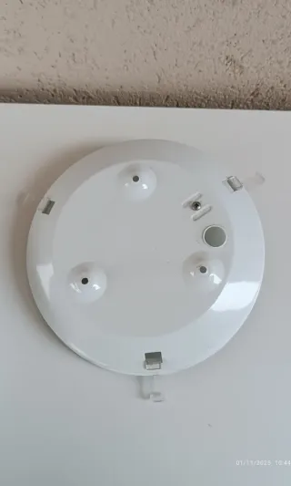 Lampadario a muro in vetro opaco