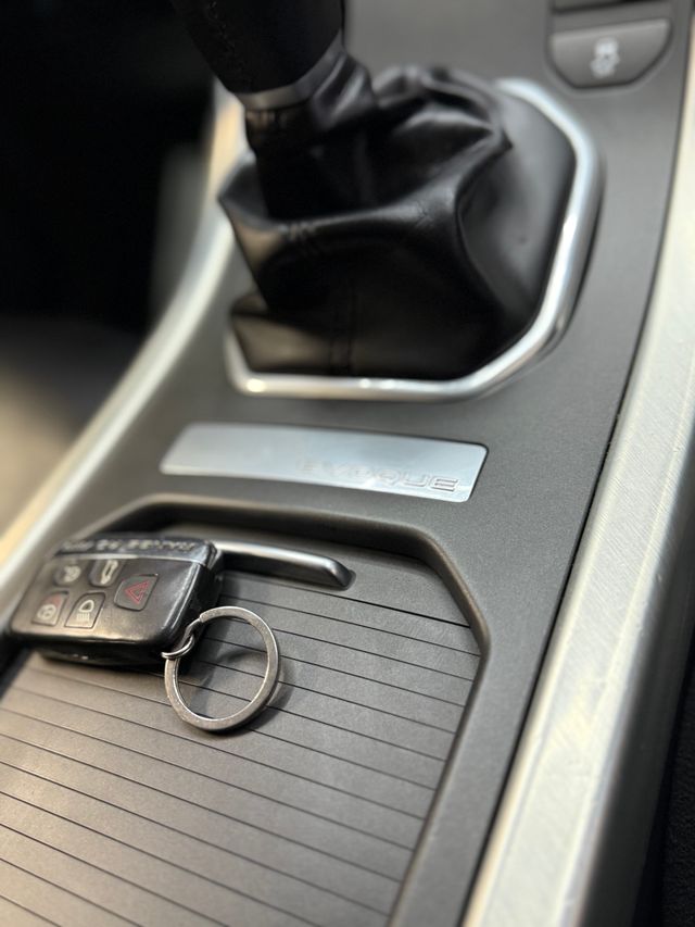 Land Rover Range Rover Evoque BLACK