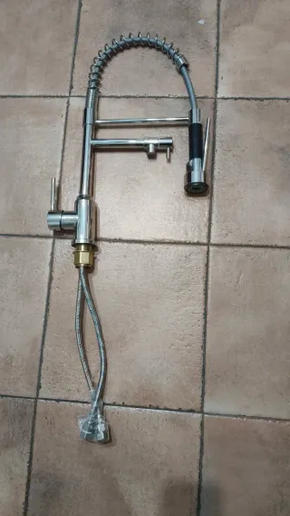 Grifo de cocina extensible nuevo, usado 1 semana