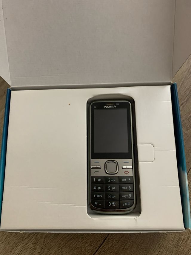 Nokia C5 Movistar Argento