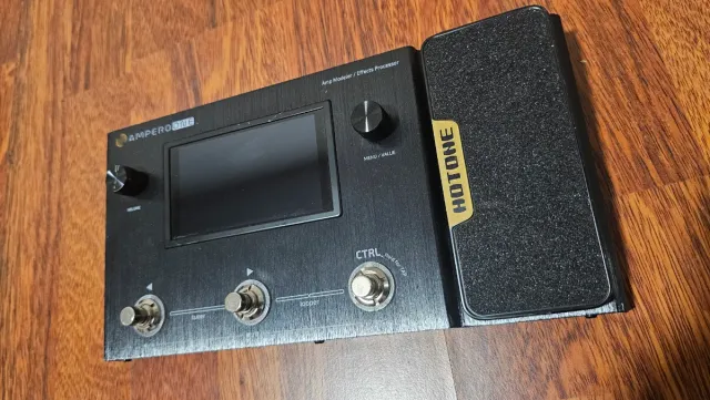 Hotone Ampero One Processador de Efeitos