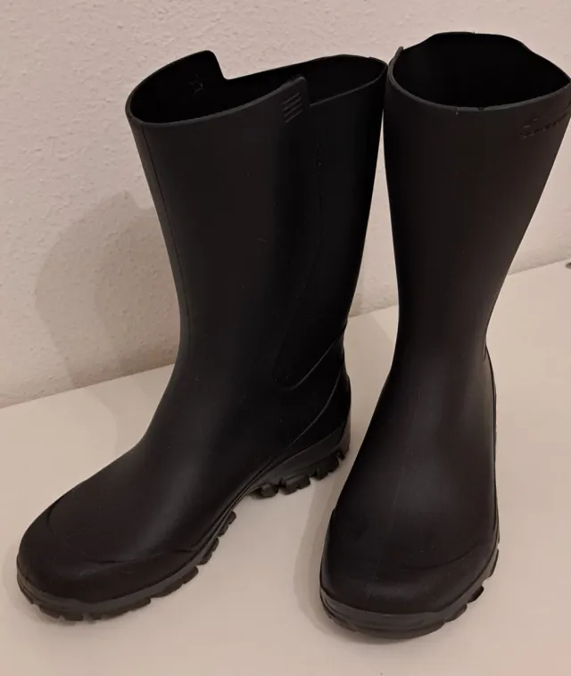 Botas de agua negras talla 35/36 Muy poco uso