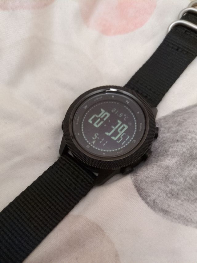 North Edge Apache 46 Reloj