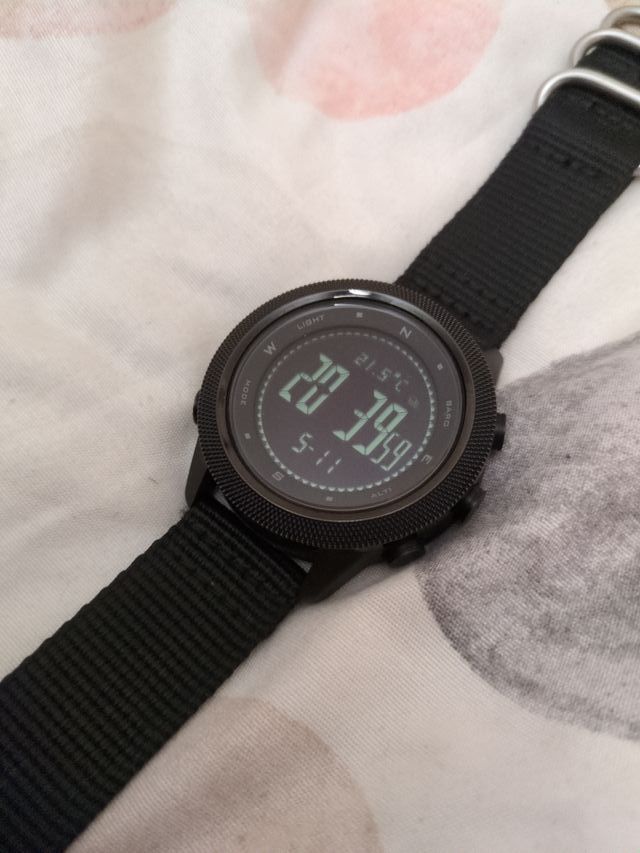 North Edge Apache 46 Reloj