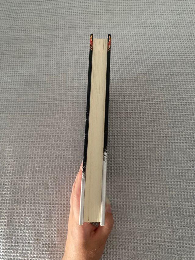 Libro Detective Esqueleto 1: Skulduggery Pleasant