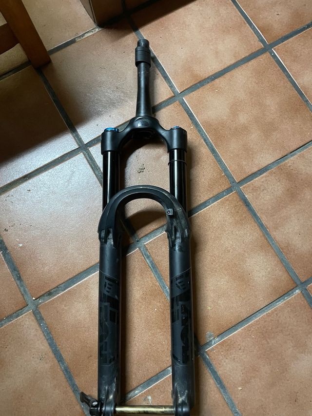 Horquilla Fox 38 29 Float GRIP Performance 160mm