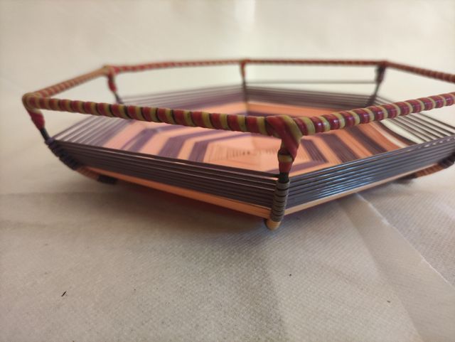 Cesto esagonale in ferro e filo