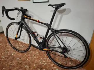 Bicicleta de carretera carbono