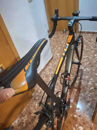 Bicicleta de carretera carbono