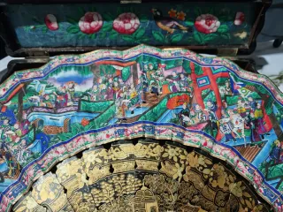 Abanico chino antiguo decorado