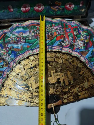 Abanico chino antiguo decorado