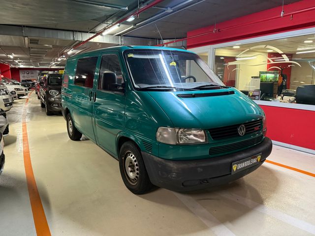 VOLKSWAGEN Transporter 2.5TDI SWB AMP COMBI6
