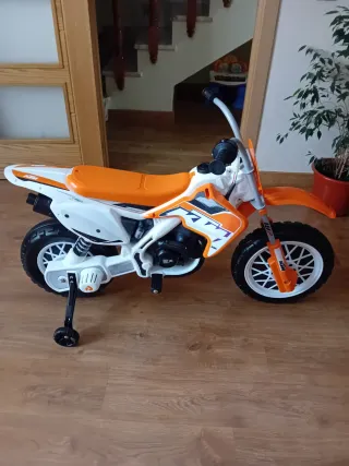 Moto bateria Infantil KTM nueva sin estrenar