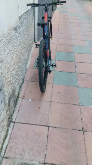 Bicicleta Montaña Azul y Naranja