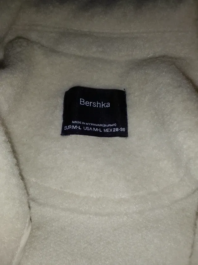 Chaqueta Bershka Blanca