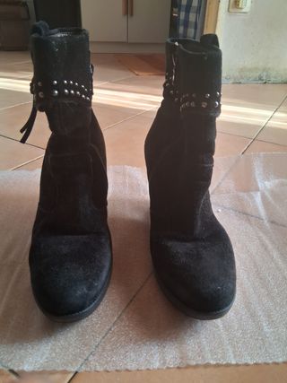 Stivaletti Nero Giardini Zeppa Camoscio Nero