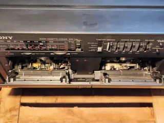 Radio Cassette Sony CFS-710L Mega Bass