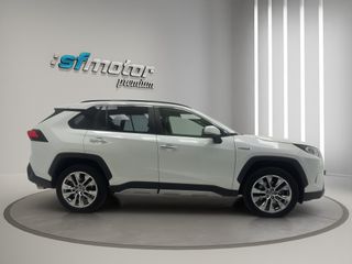 Toyota RAV4 2021