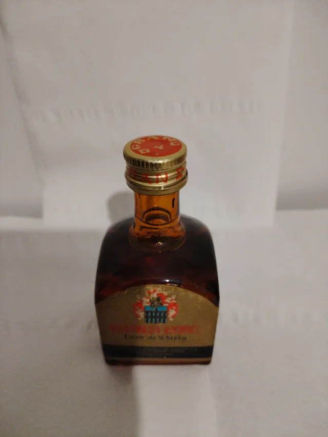 Bottiglia da collezione di whisky