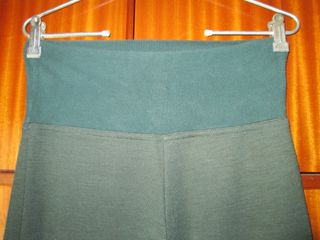 Pantalón premamá verde Prenatal