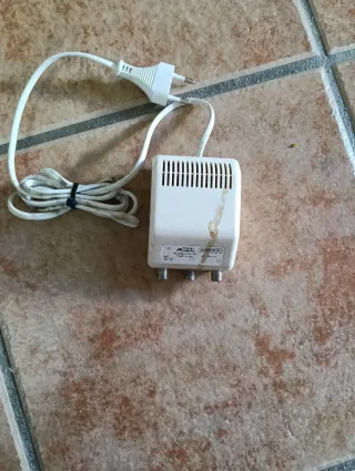 Alimentador Antigón Blanco