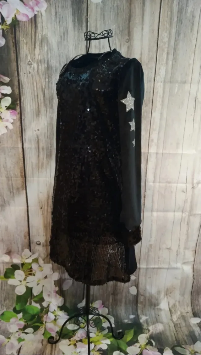 Vestido Bikatelier Negro Lentejuelas Estrellas