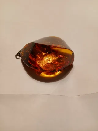 Precioso Colgante de Ámbar Natural