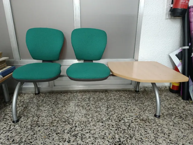 Asientos oficina madera y metal