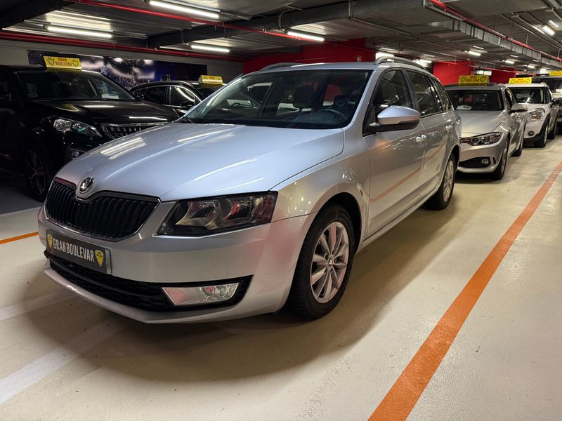 Škoda Octavia Combi 1.6 TDI CR Ambition 2015